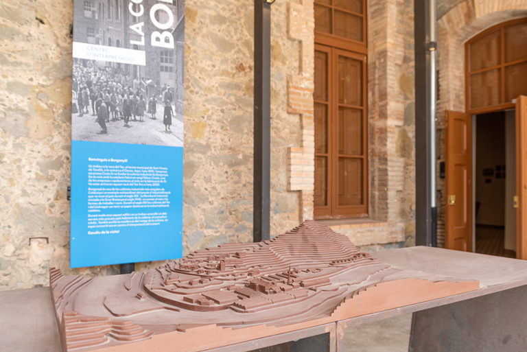 Textos dels Centre d’Interpretació i el consultori mèdic de la colònia de Borgonyà.