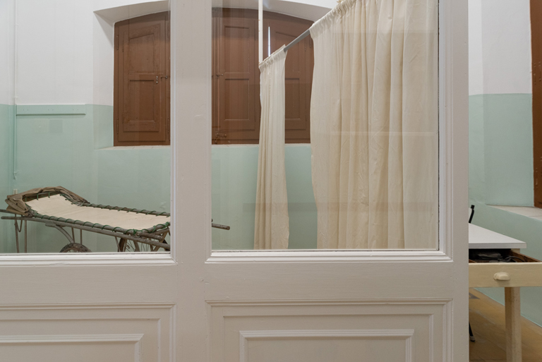 Textos dels Centre d’Interpretació i el consultori mèdic de la colònia de Borgonyà.