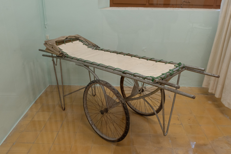 Textos dels Centre d’Interpretació i el consultori mèdic de la colònia de Borgonyà.