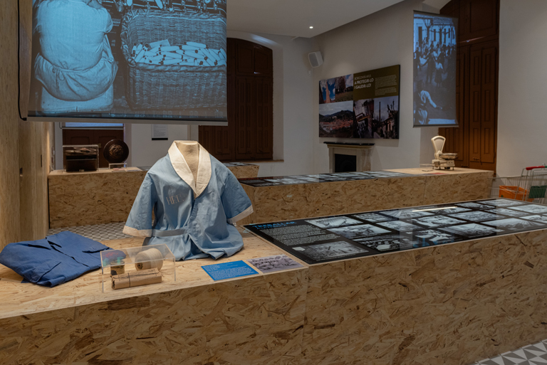 Textos dels Centre d’Interpretació i el consultori mèdic de la colònia de Borgonyà.