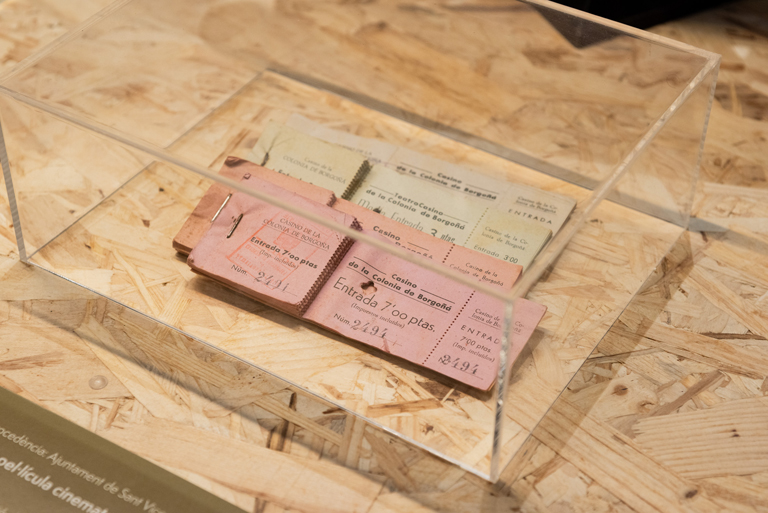 Textos dels Centre d’Interpretació i el consultori mèdic de la colònia de Borgonyà.